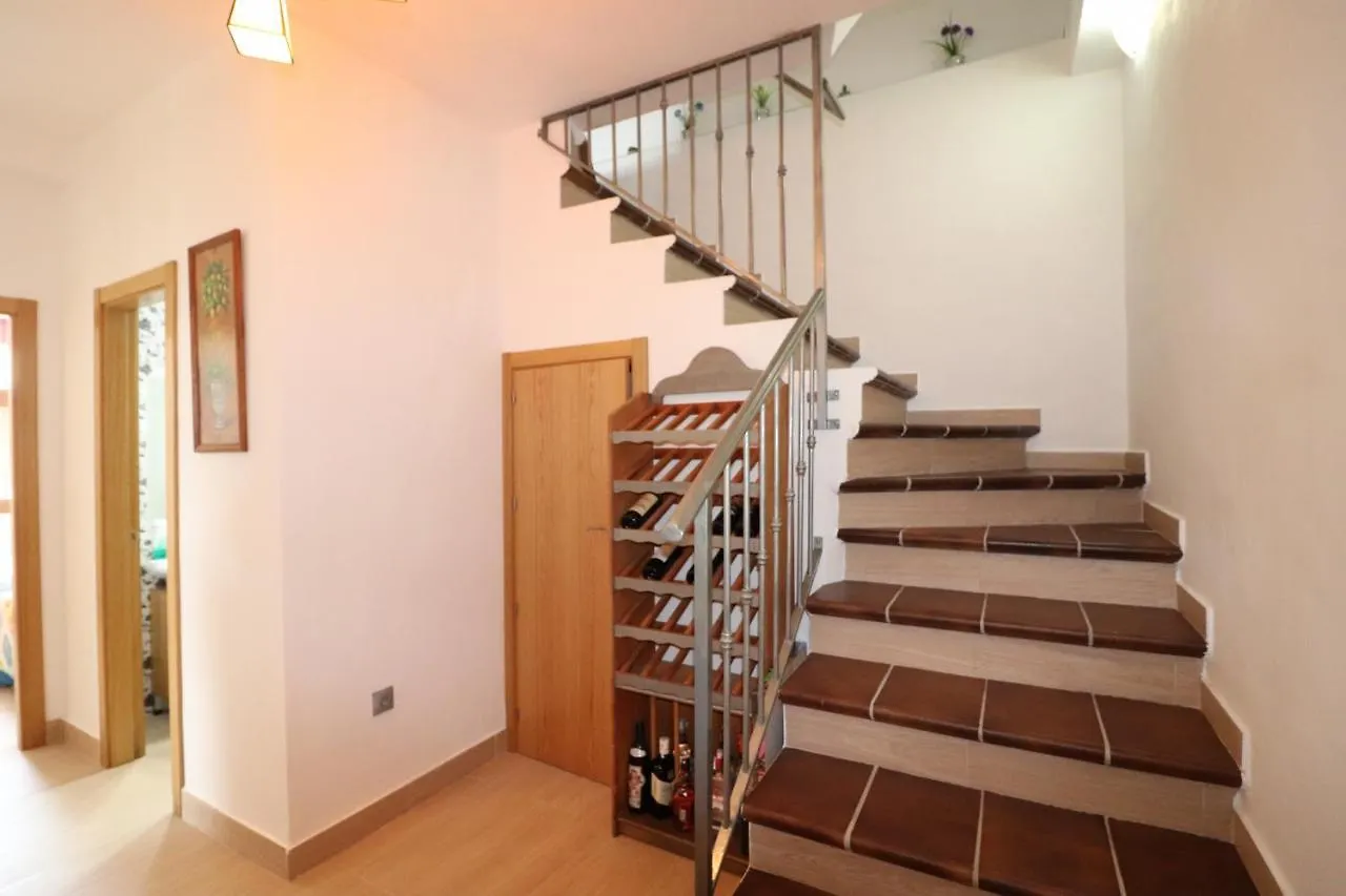 Villa Gamor Spainsunrentals 1117 弗里希利亚纳